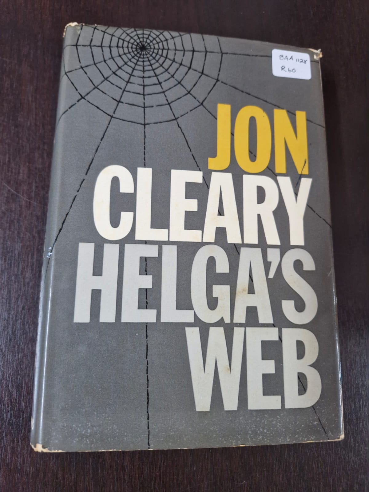 Helga's Web - Jon Cleary